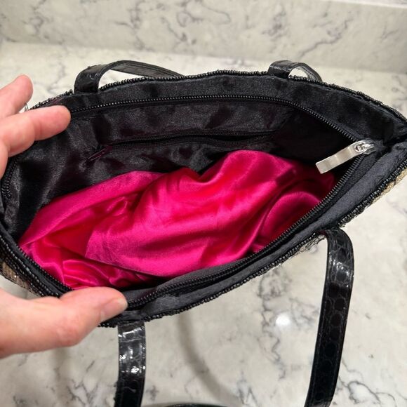 Plaid beaded Burberry-print Tote Bag with Black Straps - Picture 10 of 15